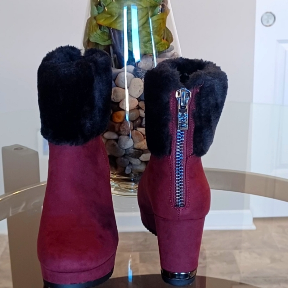 DKNY boots